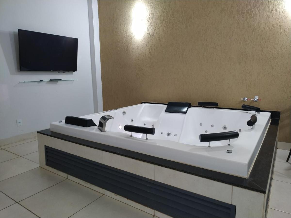 Casa Com 2 Quartos E Banheira De Hidromassagem Триндади Екстериор снимка